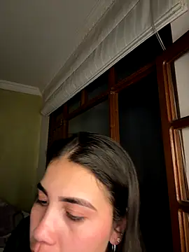 aurora divine online show from October 2025 11:05:02 PM