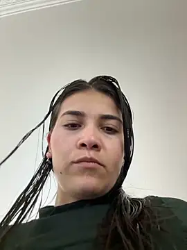 aurora divine online show from October 2025 01:02:01 PM