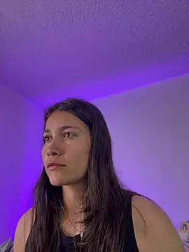 aurora divine online show from April 2026 06:57:01 PM