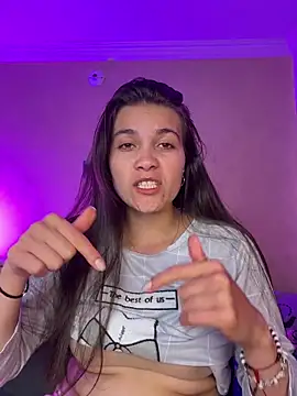 aurora divine online show from February 2026 10:54:02 PM