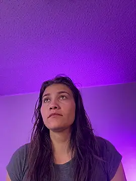 aurora divine online show from March 2026 07:01:01 PM