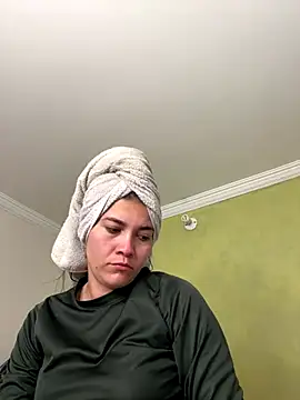 aurora divine online show from January 2026 01:28:02 PM