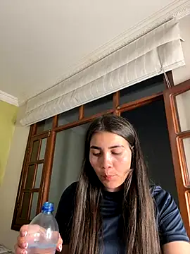 aurora divine online show from October 2025 10:53:01 PM