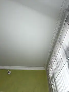 aurora divine online show from November 2025 01:10:02 PM