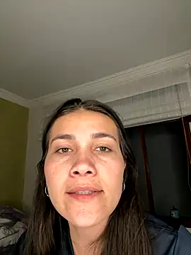 aurora divine online show from September 2025 12:32:01 AM