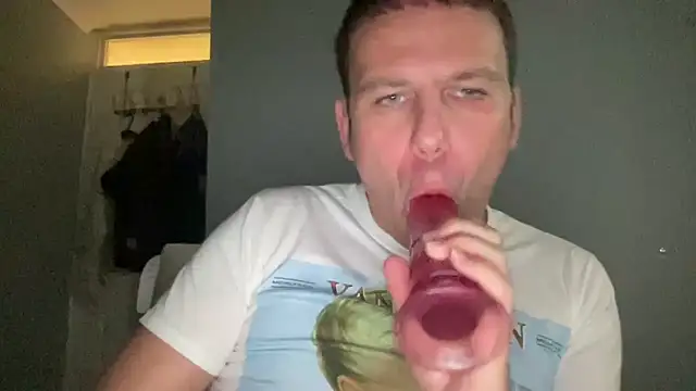 Snapshot of GotItGoin chatting on October 2025 08:12:01 PM GotItGoin online show from October 2025 08:12:01 PM