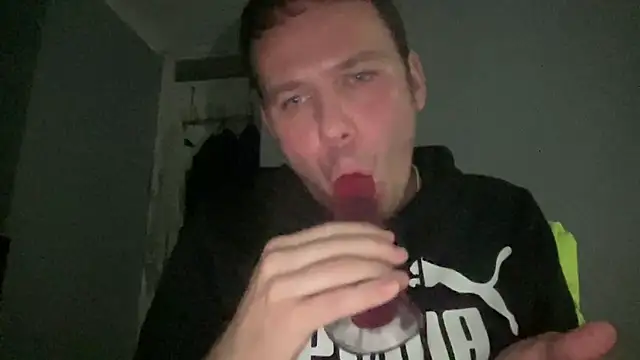 Snapshot of GotItGoin chatting on October 2025 10:33:02 PM GotItGoin online show from October 2025 10:33:02 PM