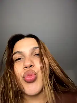 vivicolibri online show from April 2026 04:51:01 AM