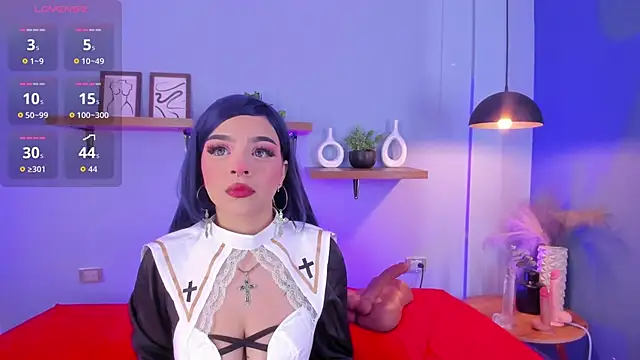 maddy walker online show from November 2025 12:05:02 PM