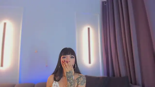 Snapshot of maddy_walker chatting on September 2025 07:57:01 PM maddy walker online show from September 2025 07:57:01 PM