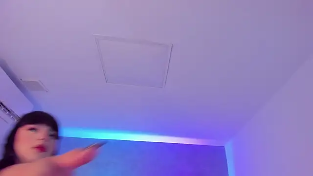 Snapshot of maddy_walker chatting on October 2025 08:54:02 PM maddy walker online show from October 2025 08:54:02 PM