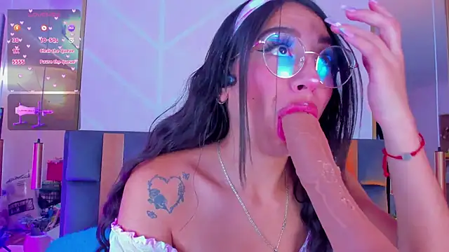 Snapshot of MadyJackson chatting on January 2026 11:47:01 AM MadyJackson online show from January 2026 11:47:01 AM