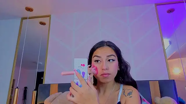 Snapshot of MadyJackson chatting on February 2026 11:51:01 AM MadyJackson online show from February 2026 11:51:01 AM