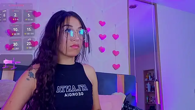 MadyJackson online show from April 2026 12:55:01 PM