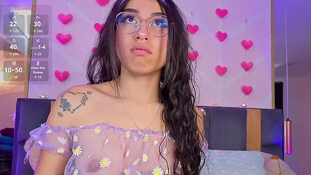 Snapshot of MadyJackson chatting on February 2026 11:44:01 AM MadyJackson online show from February 2026 11:44:01 AM