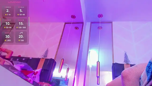 Snapshot of MadyJackson chatting on December 2025 01:16:02 PM MadyJackson online show from December 2025 01:16:02 PM