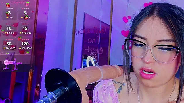 MadyJackson online show from July 2026 09:54:01 AM