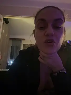 Snapshot of _linarose chatting on February 2025 12:28:01 AM linarose online show from February 2025 12:28:01 AM