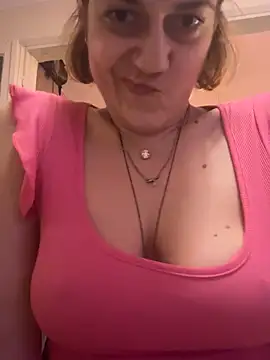 Snapshot of _linarose chatting on December 2024 03:42:02 PM linarose online show from December 2024 03:42:02 PM