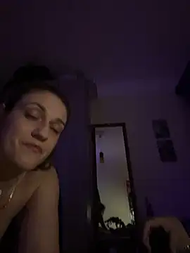 Snapshot of _linarose chatting on December 2024 10:47:02 PM linarose online show from December 2024 10:47:02 PM