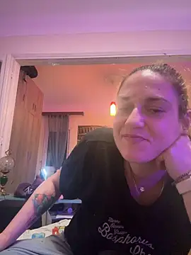 Snapshot of _linarose chatting on December 2024 10:45:02 PM linarose online show from December 2024 10:45:02 PM