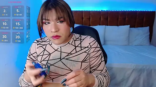 alexiaaross online show from November 2025 07:58:01 PM