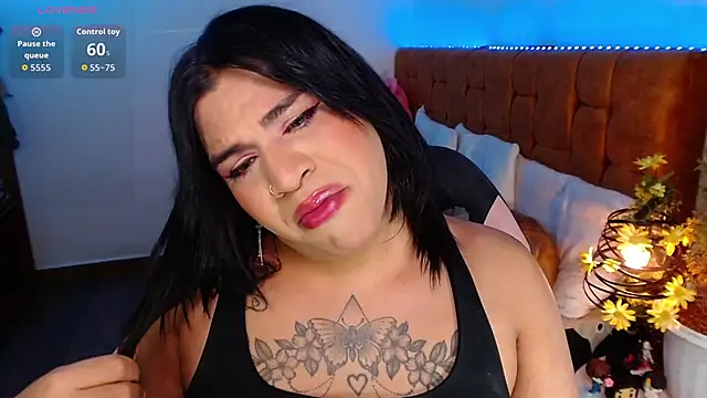 Snapshot of alexiaaross chatting on February 2026 03:58:01 AM alexiaaross online show from February 2026 03:58:01 AM