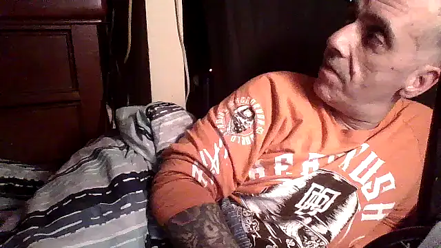 Snapshot of CandiedPompano chatting on October 2025 05:14:01 PM CandiedPompano online show from October 2025 05:14:01 PM