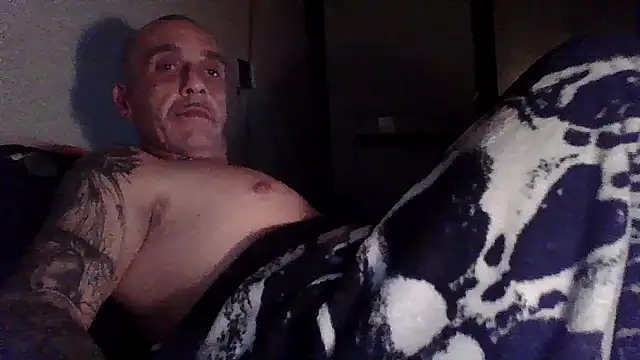 CandiedPompano online show from October 2025 03:05:01 AM