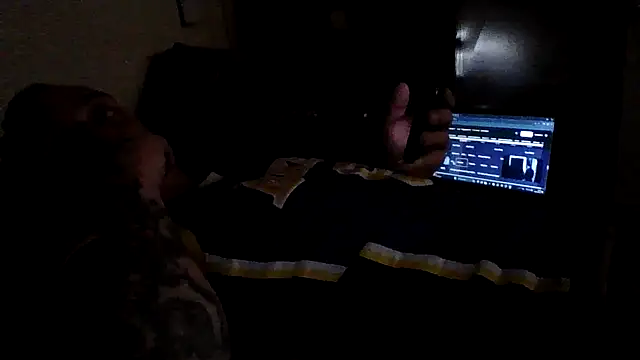Snapshot of CandiedPompano chatting on October 2025 04:25:02 AM CandiedPompano online show from October 2025 04:25:02 AM