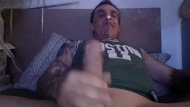 Snapshot of CandiedPompano chatting on June 2026 05:33:02 PM CandiedPompano online show from June 2026 05:33:02 PM