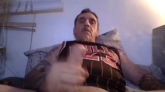 Snapshot of CandiedPompano chatting on June 2026 04:01:02 AM CandiedPompano online show from June 2026 04:01:02 AM