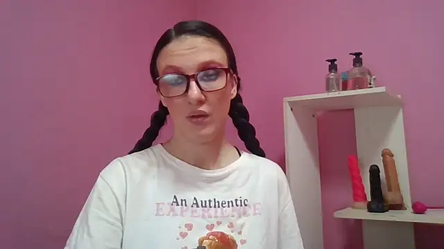 LolaBoobs online show from February 2026 06:58:01 AM