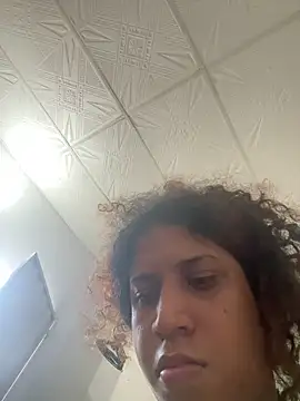 Snapshot of zahrivk1 chatting on October 2025 04:33:01 PM zahrivk1 online show from October 2025 04:33:01 PM