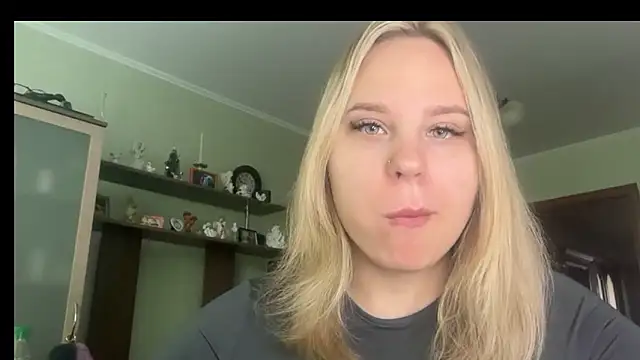 Thalia  Star online show from March 2026 06:35:01 AM