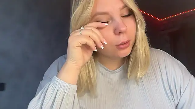 Thalia  Star online show from November 2025 09:09:01 AM