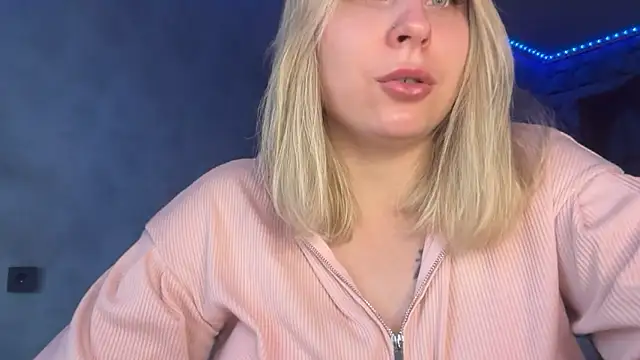 Thalia  Star online show from December 2025 09:53:01 AM