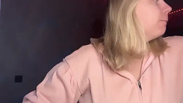 Thalia  Star online show from November 2025 05:33:01 AM