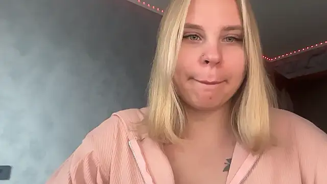 Thalia  Star online show from October 2025 08:34:02 AM