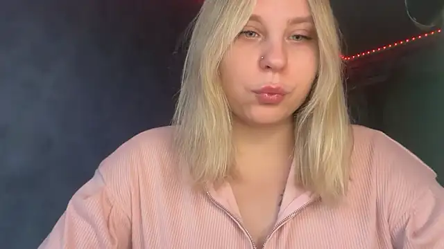 Thalia  Star online show from December 2025 08:51:02 AM