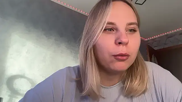 Thalia  Star online show from November 2025 11:03:01 AM