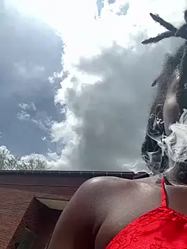 choclatepeaach online show from April 2026 07:42:02 PM