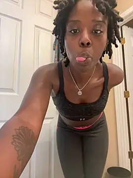 choclatepeaach online show from April 2026 05:27:01 PM