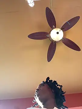 choclatepeaach online show from February 2026 08:52:02 PM