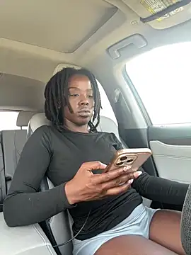 choclatepeaach online show from April 2026 05:50:02 PM