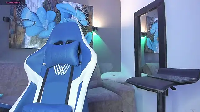 Lyam ap online show from April 2026 08:42:02 PM