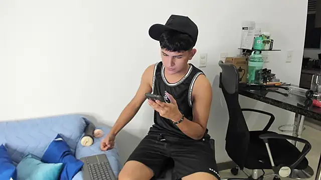 Snapshot of Lyam_ap chatting on February 2025 01:34:01 AM Lyam ap online show from February 2025 01:34:01 AM