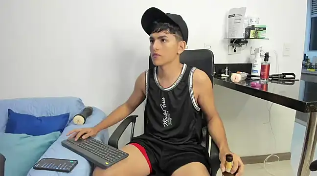 Snapshot of Lyam_ap chatting on January 2025 09:02:02 AM Lyam ap online show from January 2025 09:02:02 AM