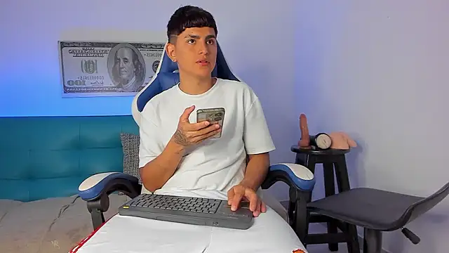 Lyam ap online show from March 2026 09:38:01 PM