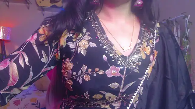 Zonayesha online show from May 2026 08:32:02 AM